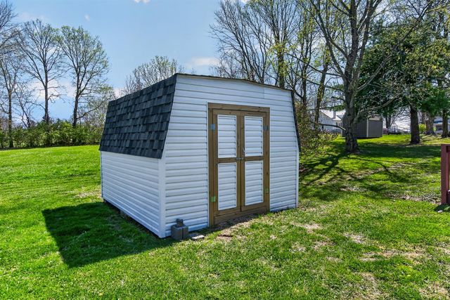 5704 State Route 73, Chester Twp, OH 45177