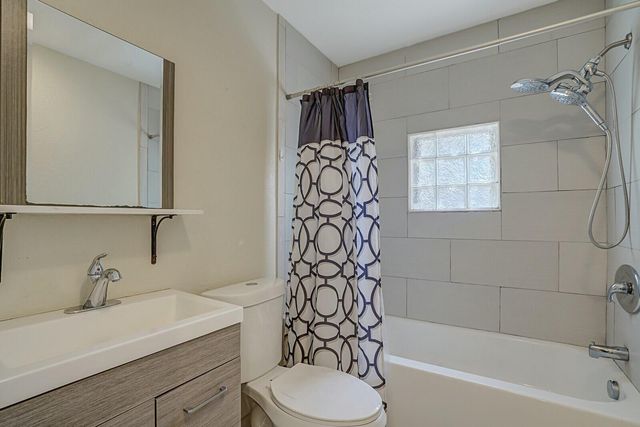 326 SE 1st Avenue, Delray Beach, FL 33444