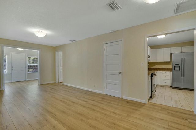 326 SE 1st Avenue, Delray Beach, FL 33444