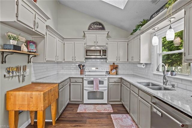 803 Wesleyan CT, Newport News, VA 23602
