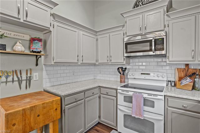 803 Wesleyan CT, Newport News, VA 23602