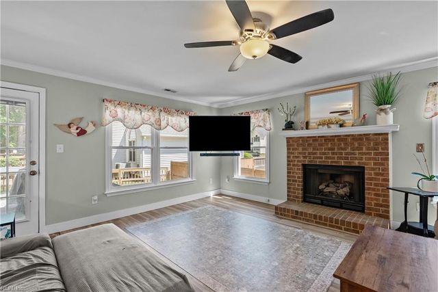 803 Wesleyan CT, Newport News, VA 23602