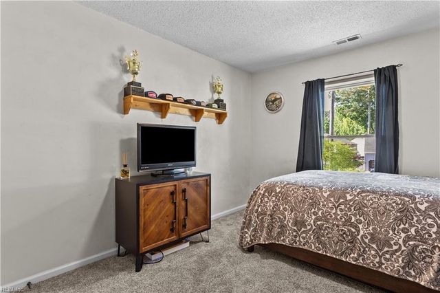 803 Wesleyan CT, Newport News, VA 23602