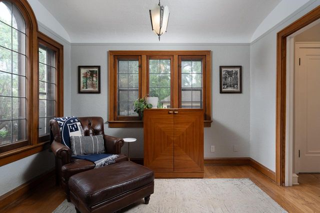 7023 Grand PARKWAY, Wauwatosa, WI 53213