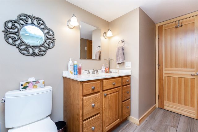 404 Paradise Rd 1T, Swampscott, MA 01907