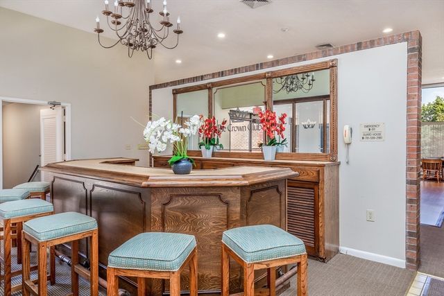 404 Paradise Rd 1T, Swampscott, MA 01907