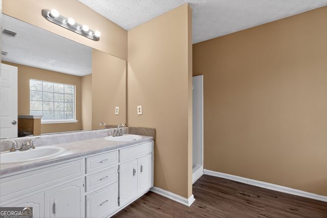 5605 Rock Shoals Way, Atlanta, GA 30349