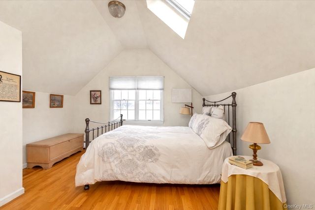 55 Vassar Street, Garden City, NY 11530