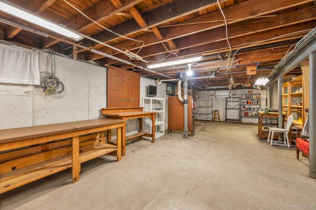 55 Vassar Street, Garden City, NY 11530