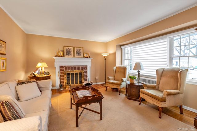 55 Vassar Street, Garden City, NY 11530