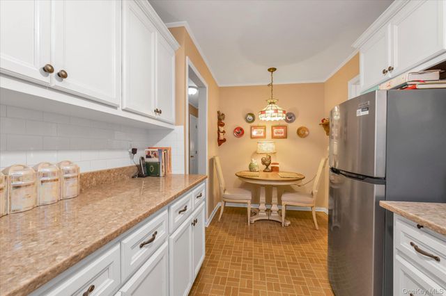 55 Vassar Street, Garden City, NY 11530