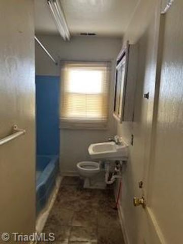 1030 Thurmond Street, Winston-salem, NC 27105