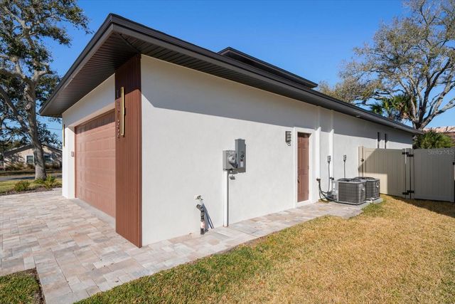 14733 SUNSET DRIVE, Largo, FL 33774