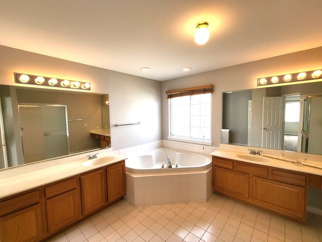 18392 Springwood Drive, Grayslake, IL 60030