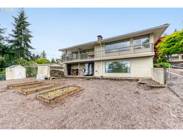 7040 Sw 2ND Ave, Portland, OR 97219