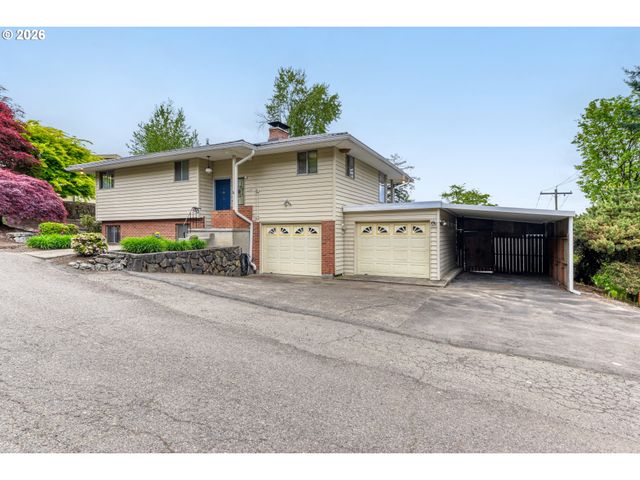 7040 Sw 2ND Ave, Portland, OR 97219