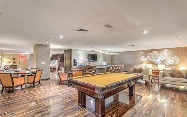 8255 Las Vegas Boulevard 702, Las Vegas, NV 89123