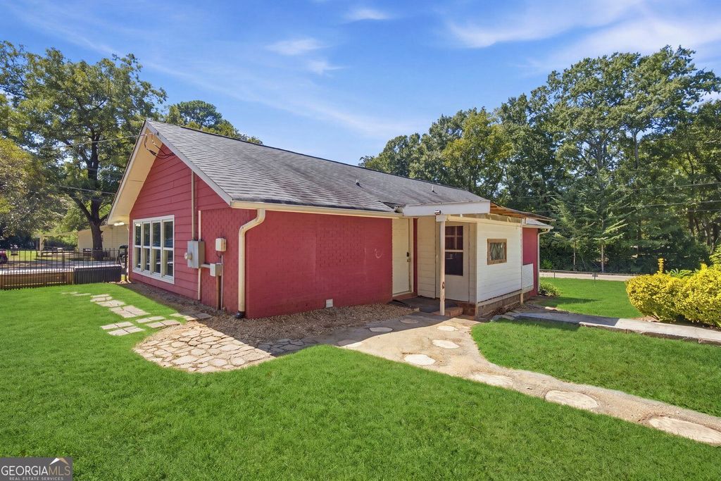116 Smith Street, Locust Grove, GA 30248 — photo 2
