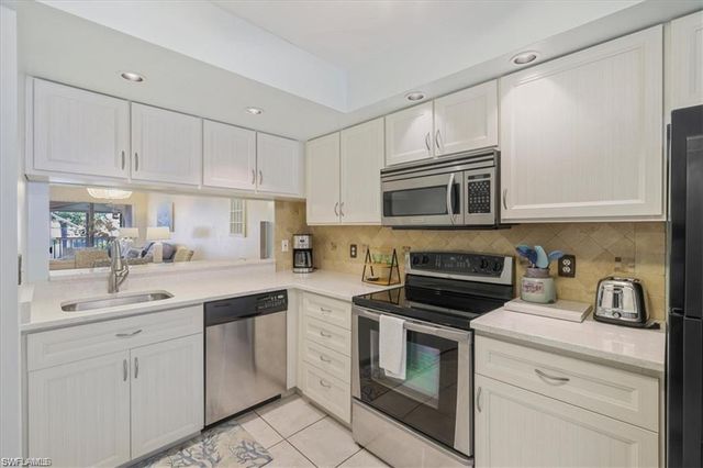 11921 Seabreeze Cove LN 202, Fort Myers, FL 33908