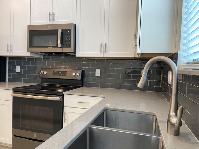 11114 WHISTLING PINE WAY, Orlando, FL 32832