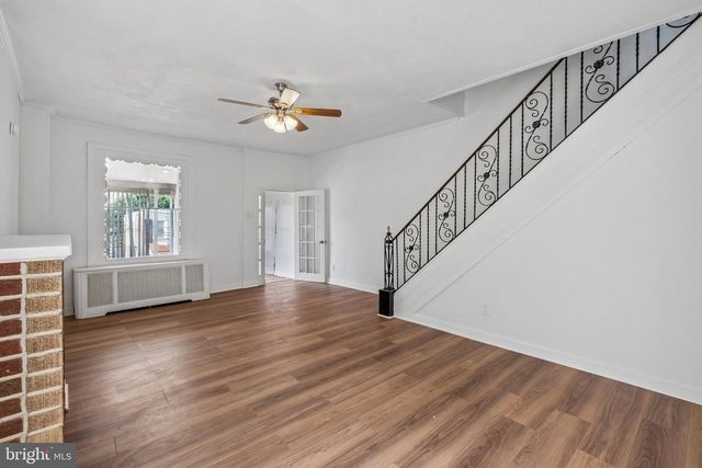 627 WALNUT ST, Darby, PA 19023