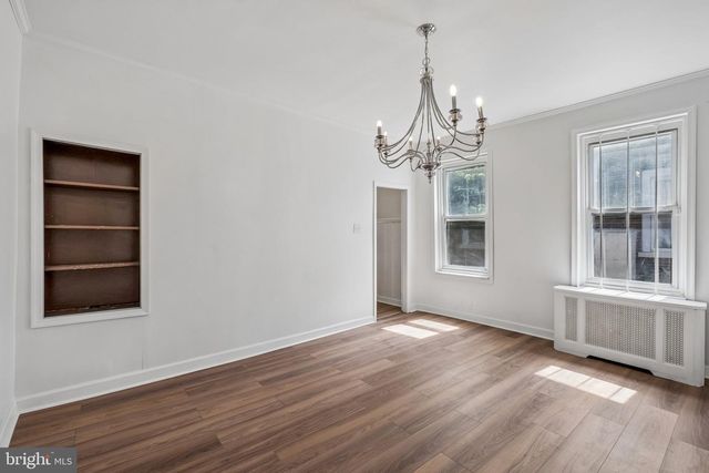 627 WALNUT ST, Darby, PA 19023