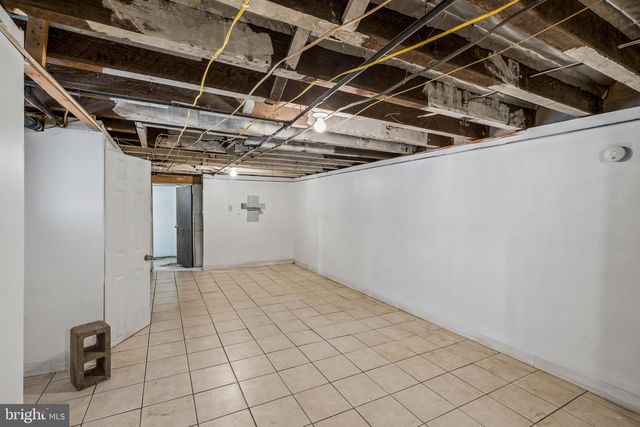 627 WALNUT ST, Darby, PA 19023