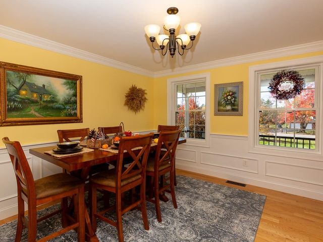 18 North Road, East Kingston, NH 03827