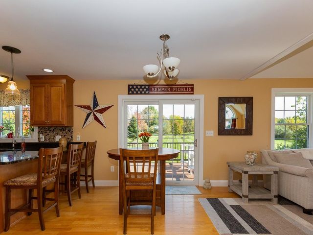 18 North Road, East Kingston, NH 03827