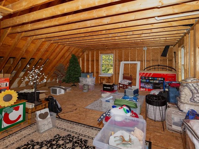 18 North Road, East Kingston, NH 03827