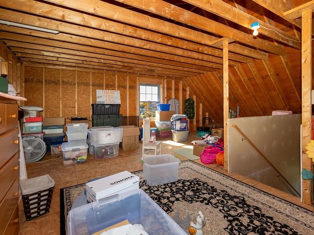 18 North Road, East Kingston, NH 03827