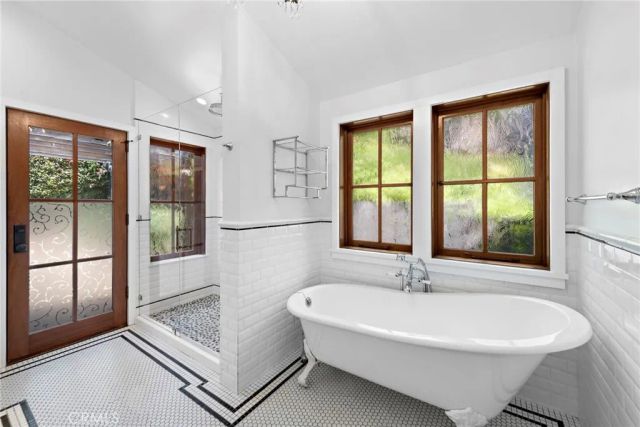274 Wave Street, Laguna Beach, CA 92651