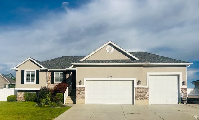 3589 N REMUDA DR, Farr West, UT 84404