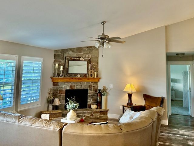 3589 N REMUDA DR, Farr West, UT 84404