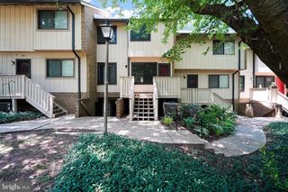 2665 GLENGYLE DR #60, Vienna, VA 22181