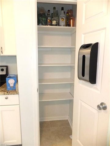 4312 Briarbush LN, Virginia Beach, VA 23453