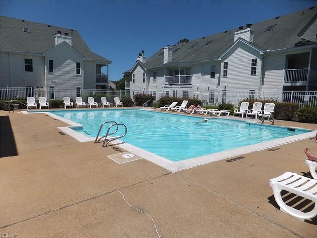 4312 Briarbush LN, Virginia Beach, VA 23453