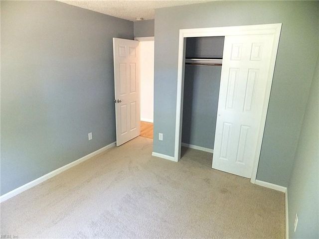 4312 Briarbush LN, Virginia Beach, VA 23453