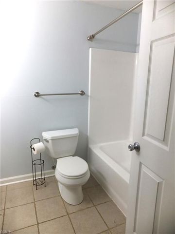 4312 Briarbush LN, Virginia Beach, VA 23453