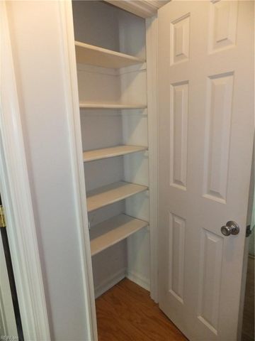 4312 Briarbush LN, Virginia Beach, VA 23453