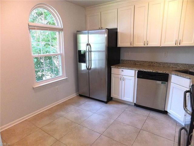 4312 Briarbush LN, Virginia Beach, VA 23453