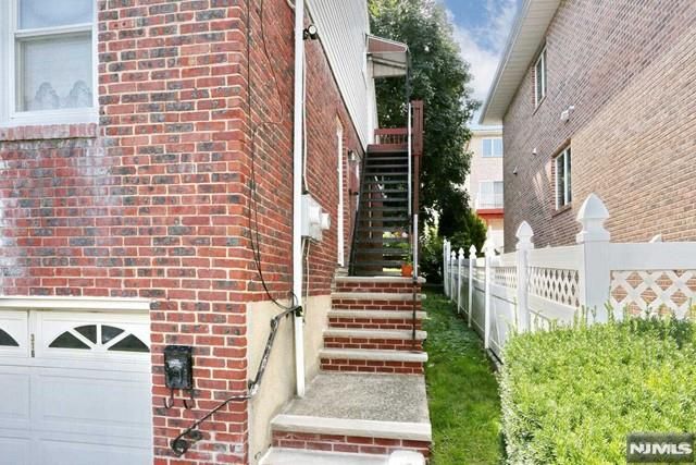 316 7th Street, Palisades Park, NJ 07650
