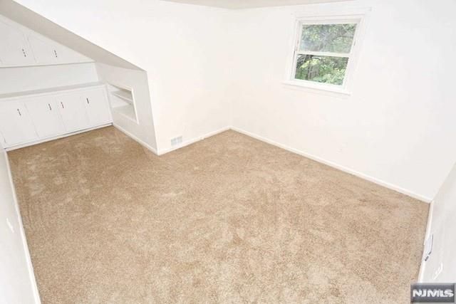 316 7th Street, Palisades Park, NJ 07650