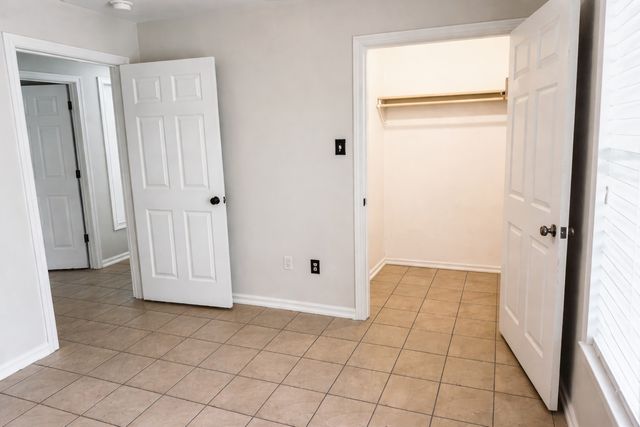 914 N Catherine Street, Terrell, TX 75160