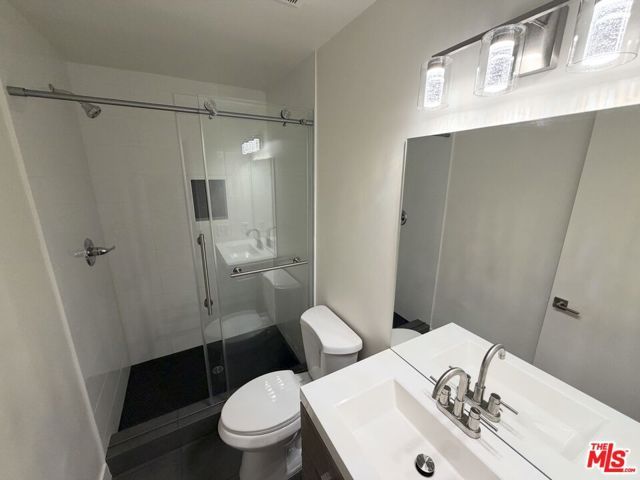 1008 17th Street 2, Santa Monica, CA 90403