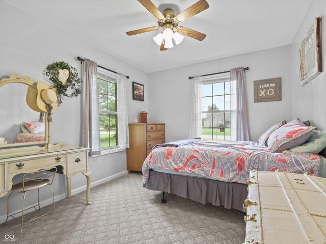 8054 S State Road 46, Terre Haute, IN 47802