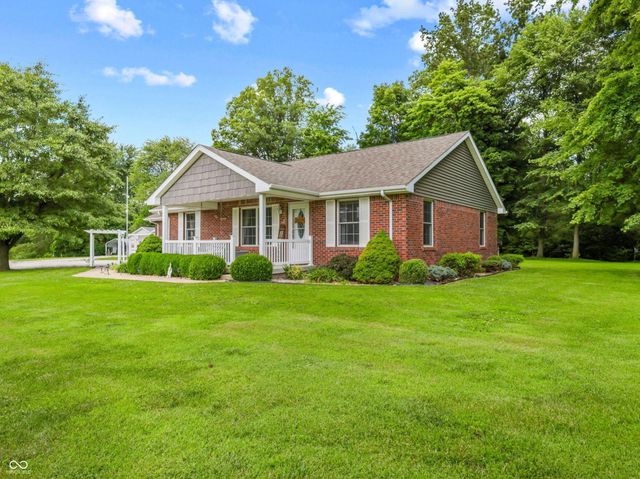 8054 S State Road 46, Terre Haute, IN 47802
