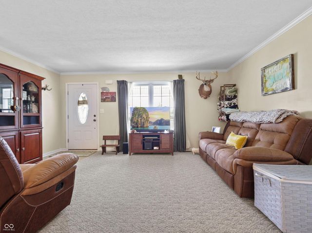 8054 S State Road 46, Terre Haute, IN 47802