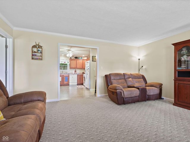 8054 S State Road 46, Terre Haute, IN 47802