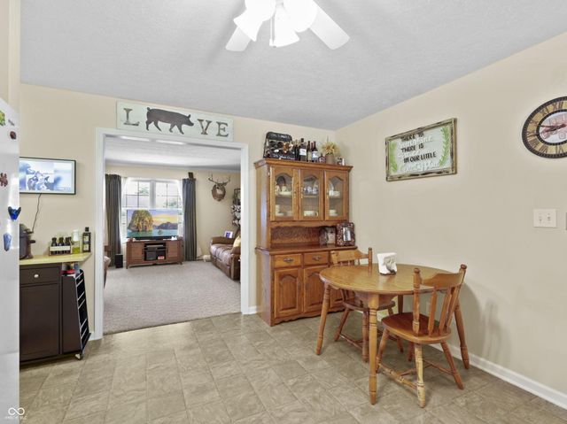 8054 S State Road 46, Terre Haute, IN 47802